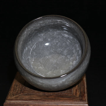 Gray Ice-Crackled Cup (Standard)