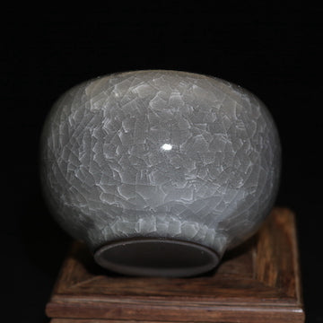 Gray Ice-Crackled Cup (Standard)