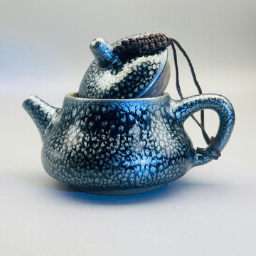 Hundred Flowers Teapot (He Piao)